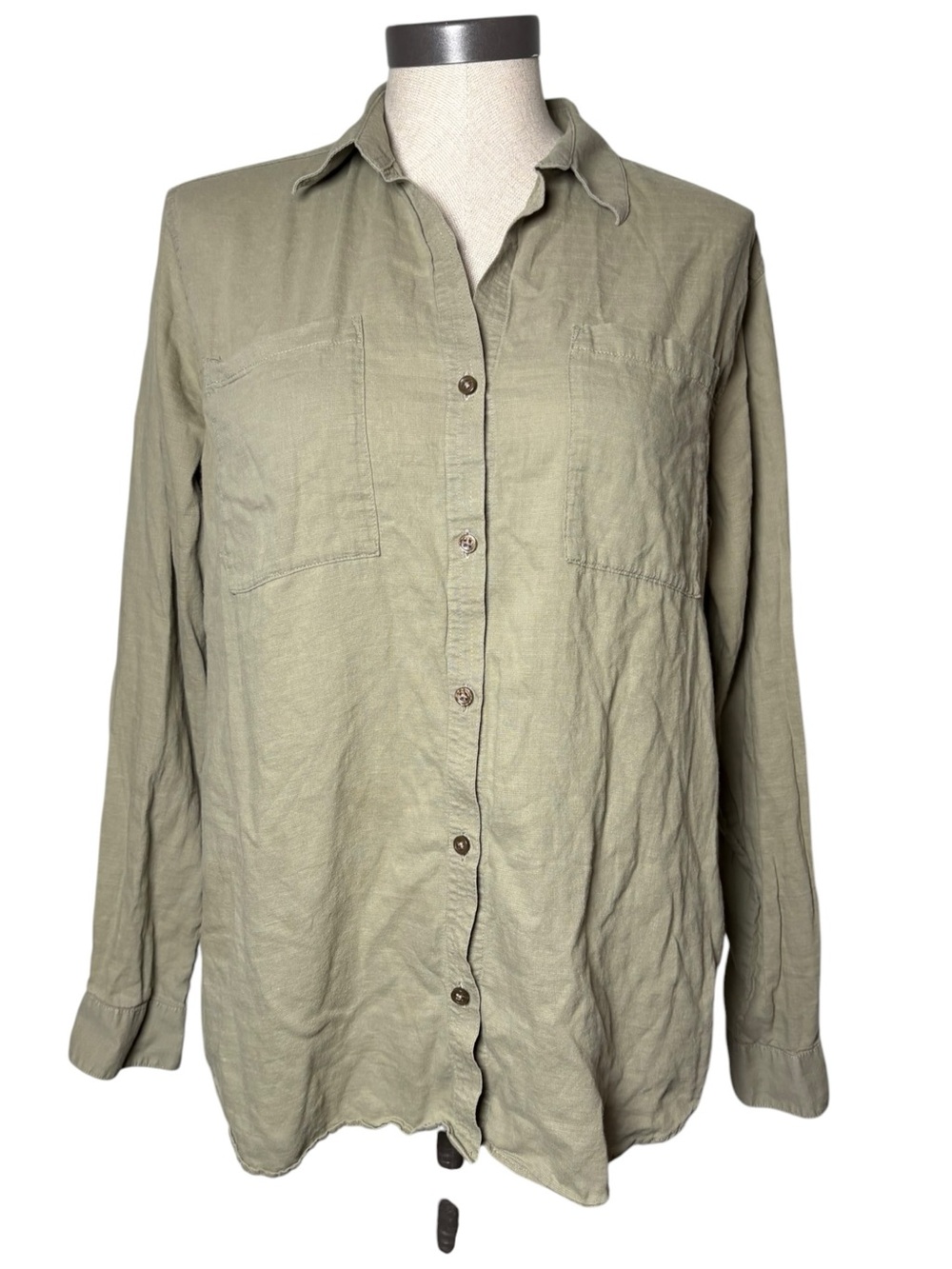 Patagonia Women’s Utility Button Down Shirt M Khaki Green Hiking Outdoor Olive